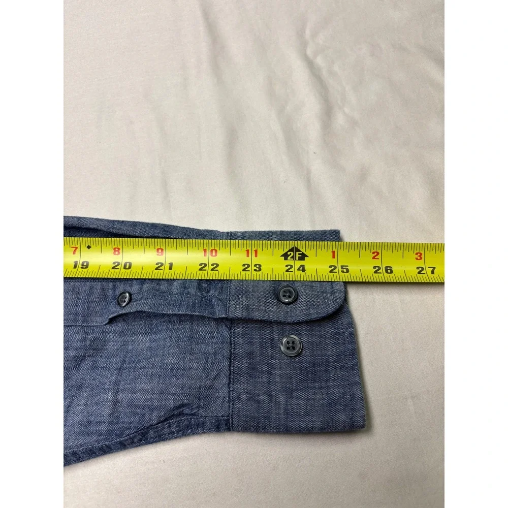 Banana Republic Soft Wash Slim Fit Chambray Shirt Mens L Blue Cotton Button Up